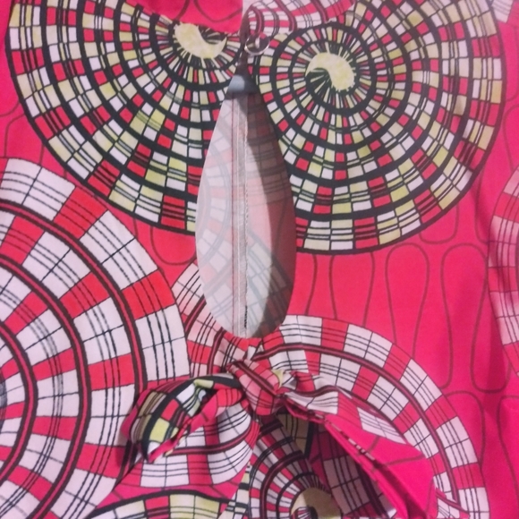 Large long multicolor dress - Picture 2 of 3